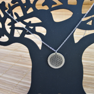 Collier en acier inoxydable fleur de vie