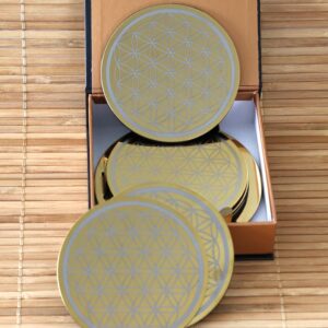 Sous-verres en métal doré gravés fleur de vie